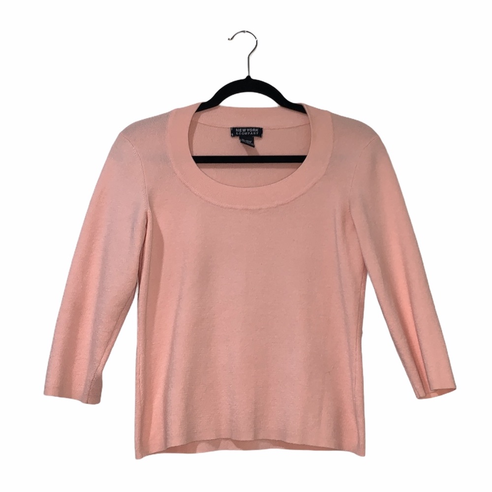 New York & Company light pink top in size M